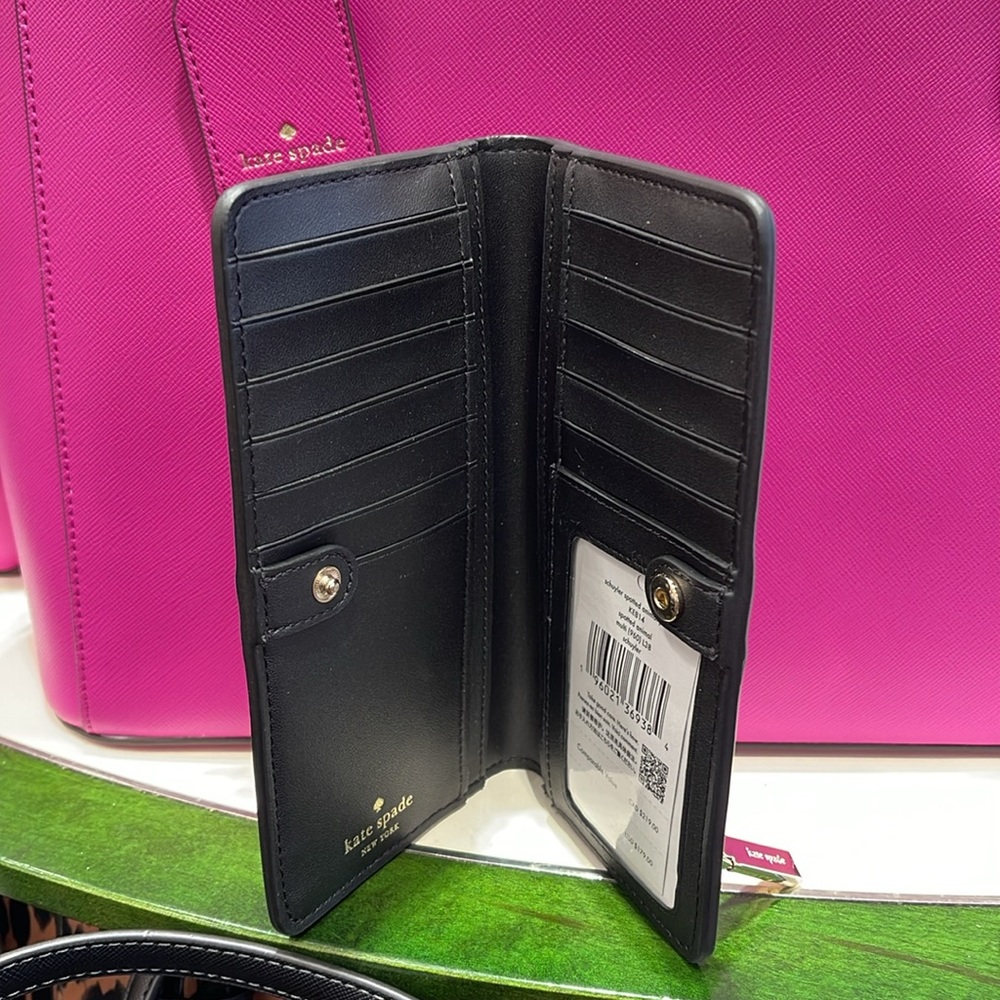 Kate Spade Schuyler Large Slim Bifold Wallet
COLOR:
Multi
NWT - Picture 9 of 16